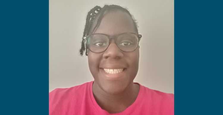 Volunteer Mia Mikala Ofori