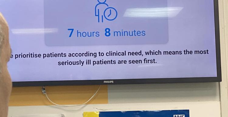 A&E Waiting time at Queen Elizabeth Hospital TV Screen