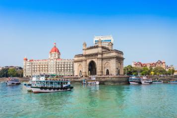 The-Gateway-of-India-and-boats-as-seen-from-the-Mumbai-Harbour-in-Mumbai-India