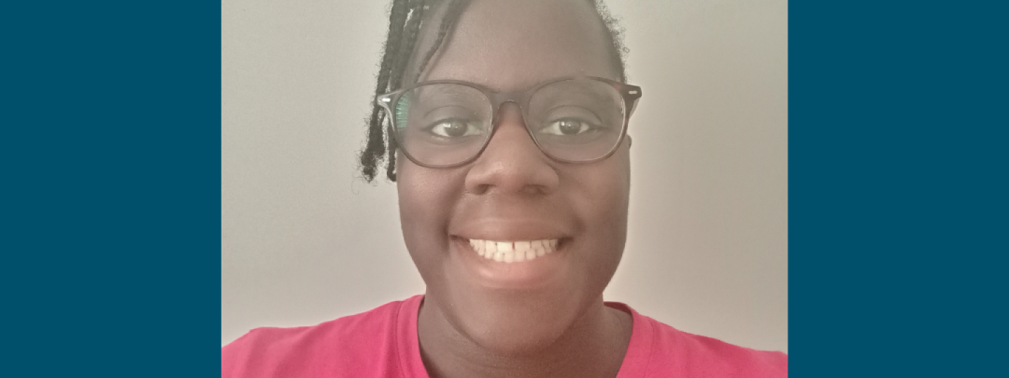 Volunteer Mia Mikala Ofori